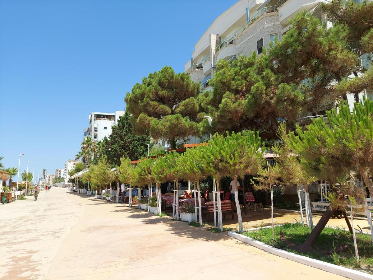 Golden Beach Apartments Durrës Exterior foto